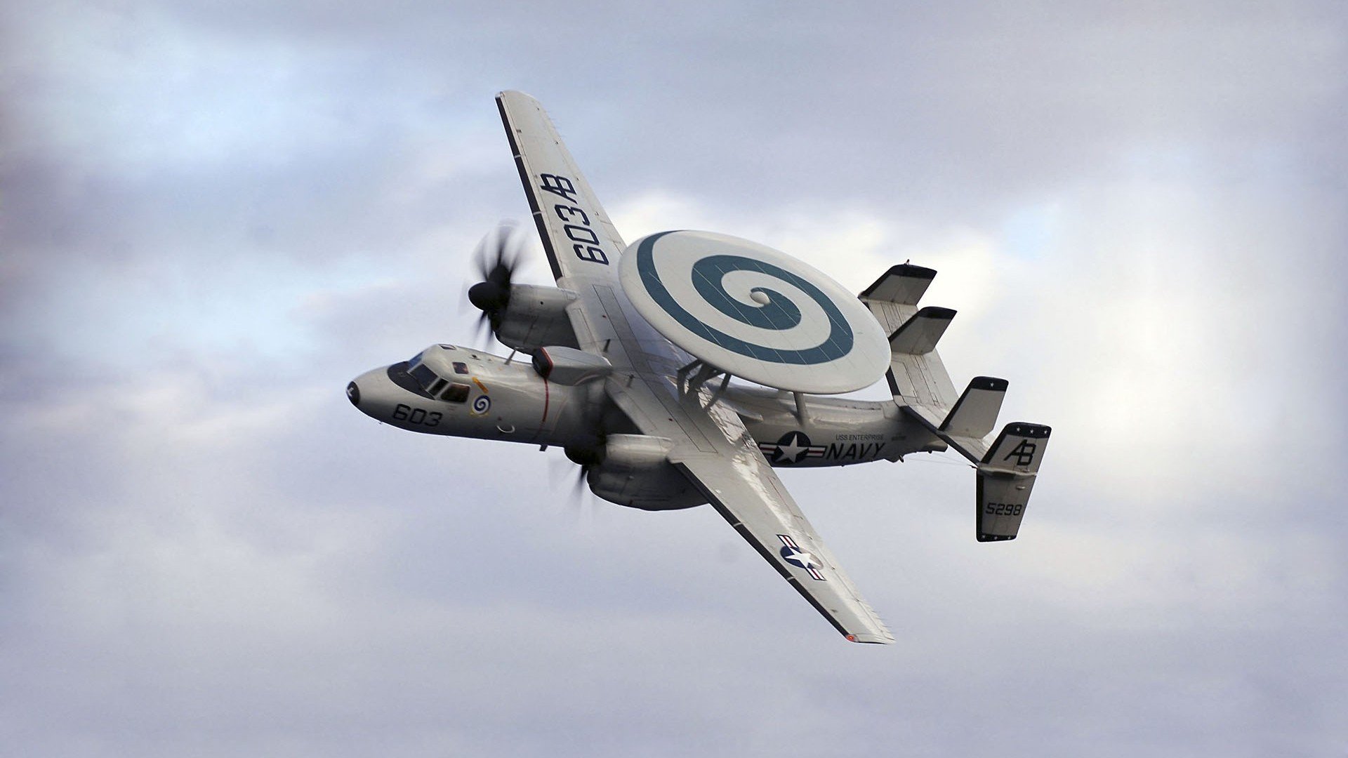 荷兰水球男队展现团队战斗力,荷球被称为荷兰式的篮球