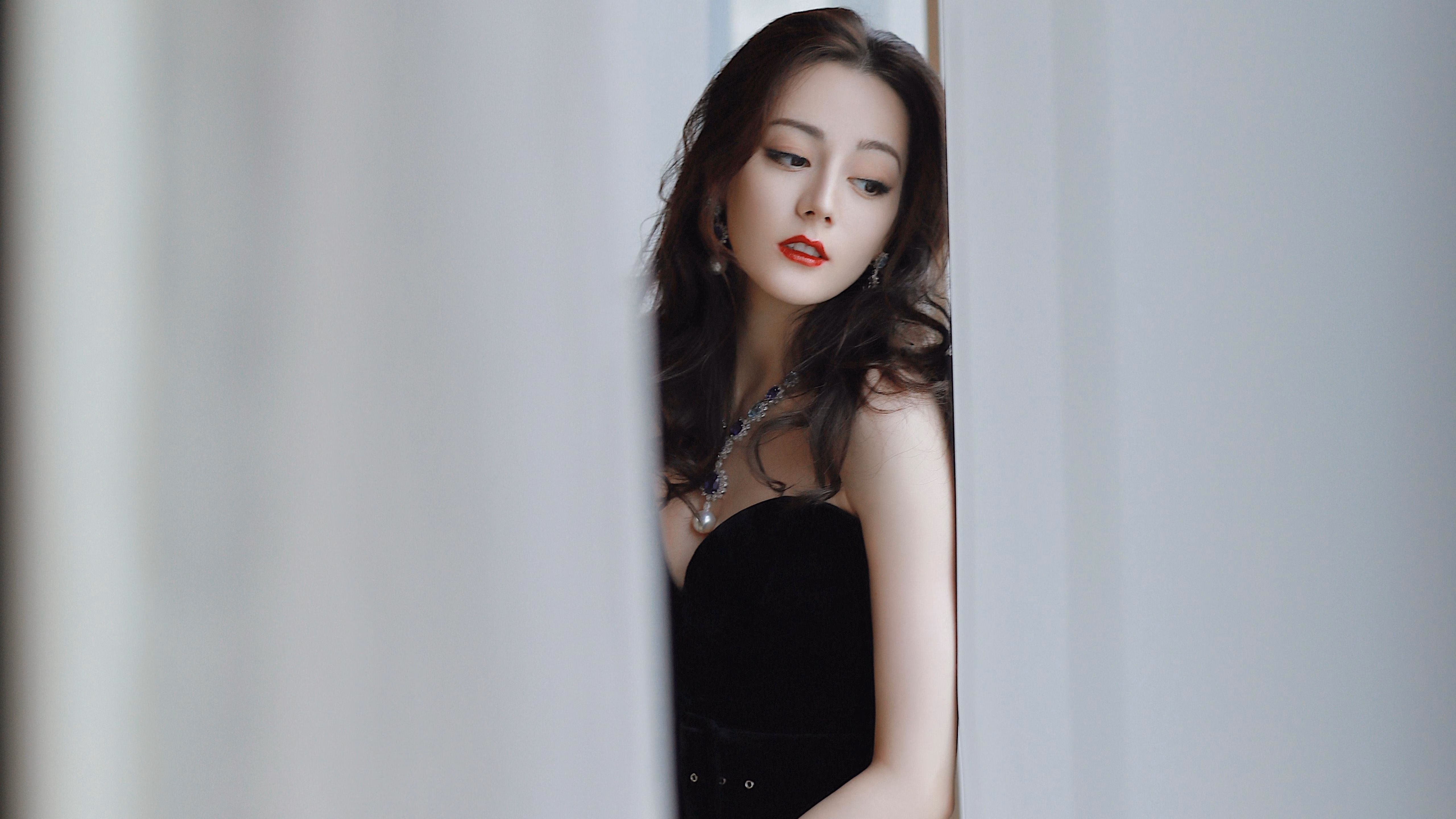 萨默·麦金托什女子200米蝶泳决赛精彩纷呈,女子200米蝶泳麦克尼尔